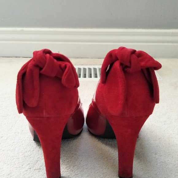 Red peep toe pumps - Picture 3 of 5